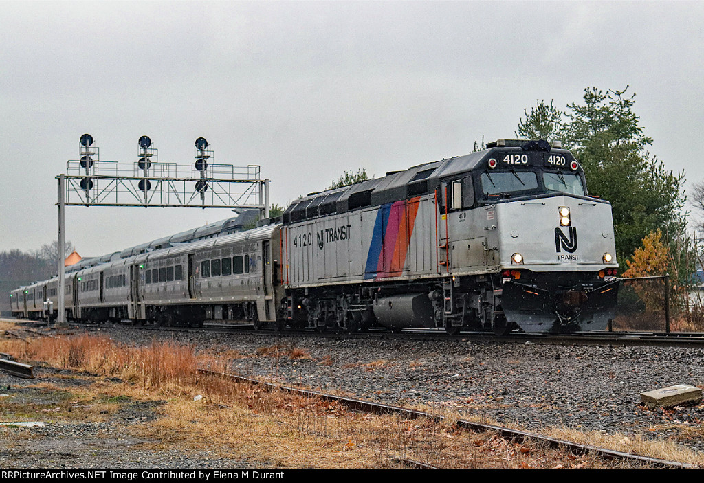 NJT 4120 on 1211